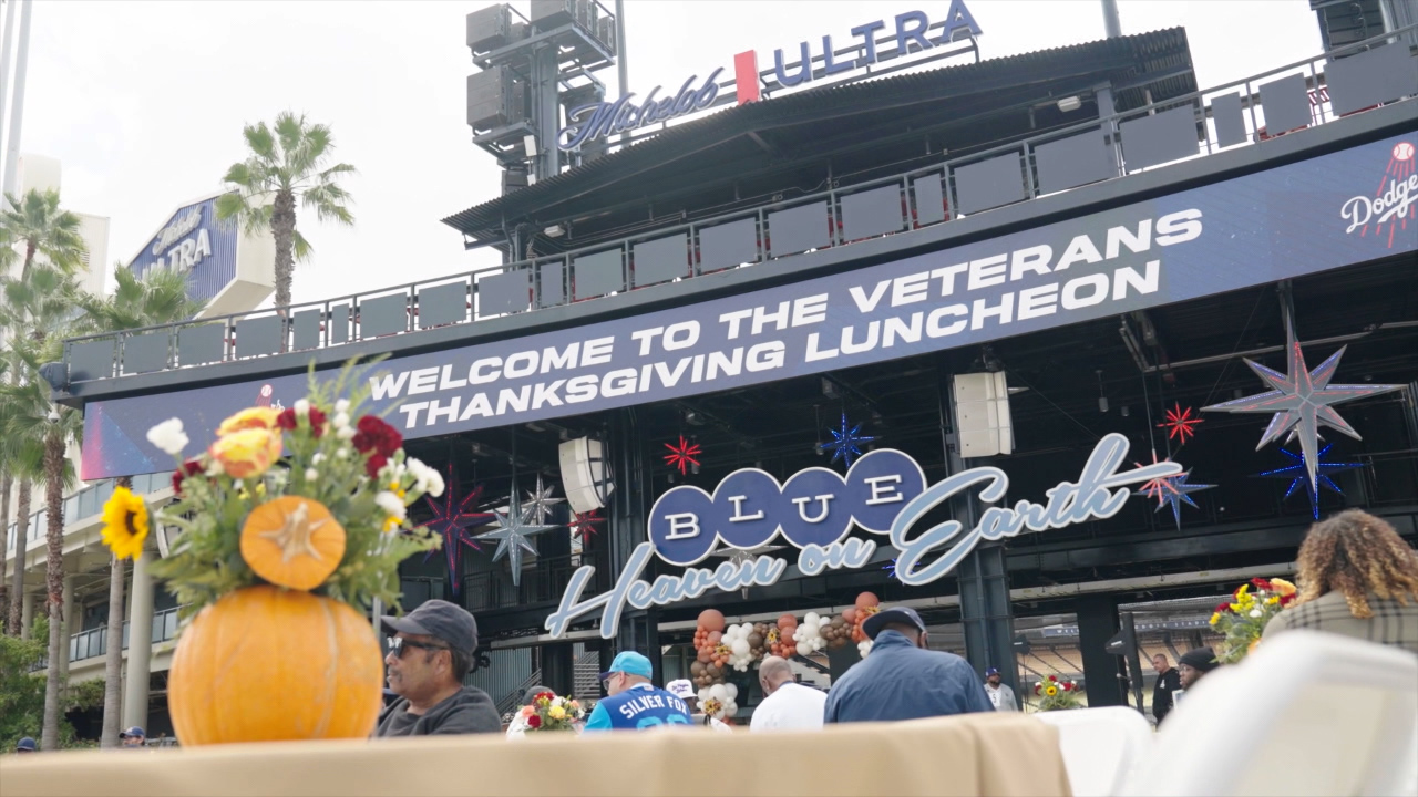 Dodgers Thanksgiving event