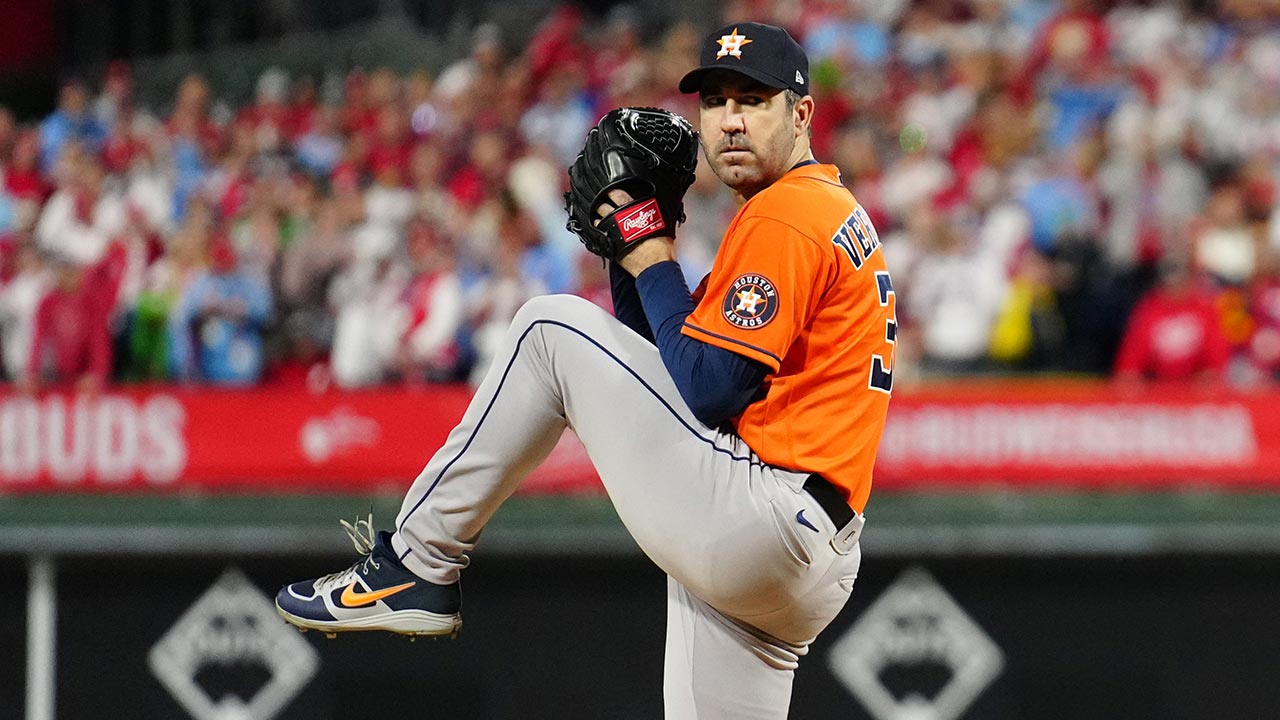 Justin Verlander winds up to deliver a pitch