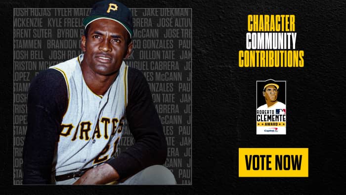 Graphic featuring Hall of Fame player Roberto Clemente